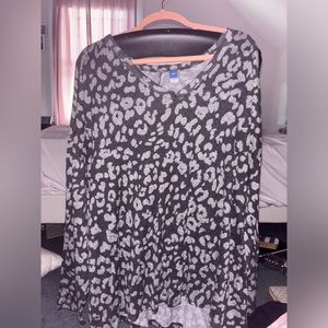 Women’s shirt